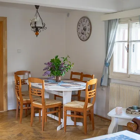Alpesi faház Roubenka Doubravice Hrubá Skála