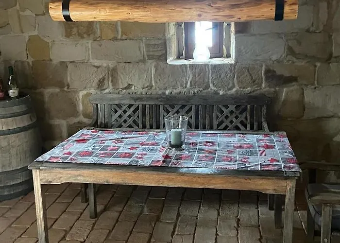 Roubenka Doubravice Hrubá Skála