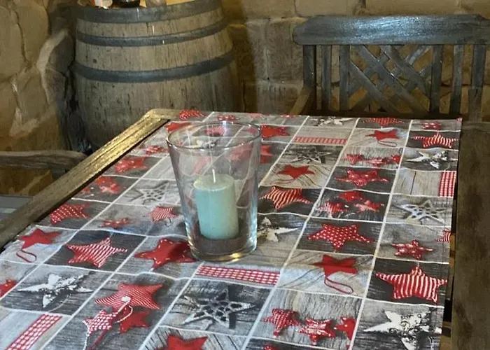 Roubenka Doubravice * Hrubá Skála